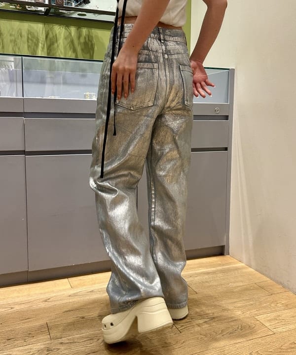 ayaneさんの「BEAMS WOMEN｜Ray BEAMS / 箔 プリント リブ Tシャツ」を使ったコーディネート