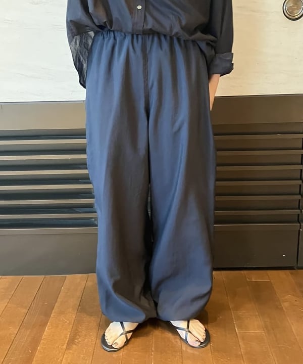 SAKAIさんの「BEAMS WOMEN｜Demi-Luxe BEAMS /  KHADI オーバーシャツ」を使ったコーディネート