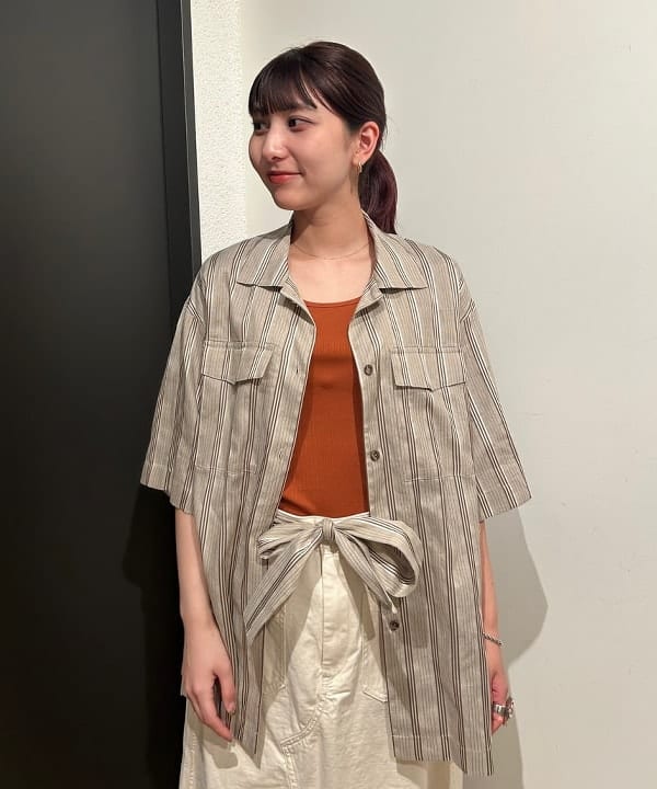 佐藤 亜美さんの「BEAMS WOMEN｜丸胴 テレコ Tシャツ」を使ったコーディネート