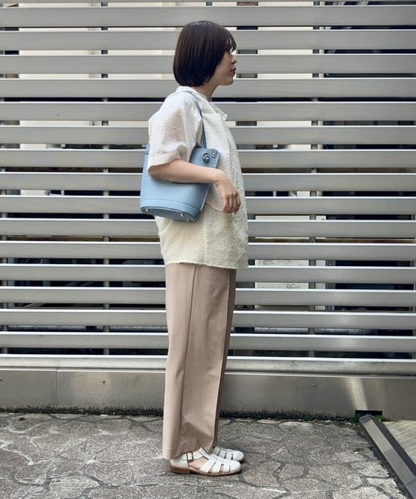 岡 妃呂美さんの「BEAMS WOMEN｜」を使ったコーディネート