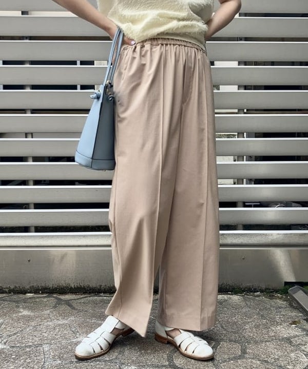 岡 妃呂美さんの「BEAMS WOMEN｜」を使ったコーディネート