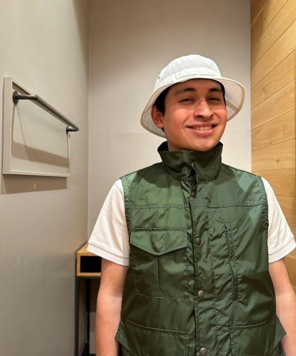 ディクソン 太陽さんの「BEAMS WOMEN｜BEAMS / ワンポイント ストレッチ ポロシャツ 24SS」を使ったコーディネート