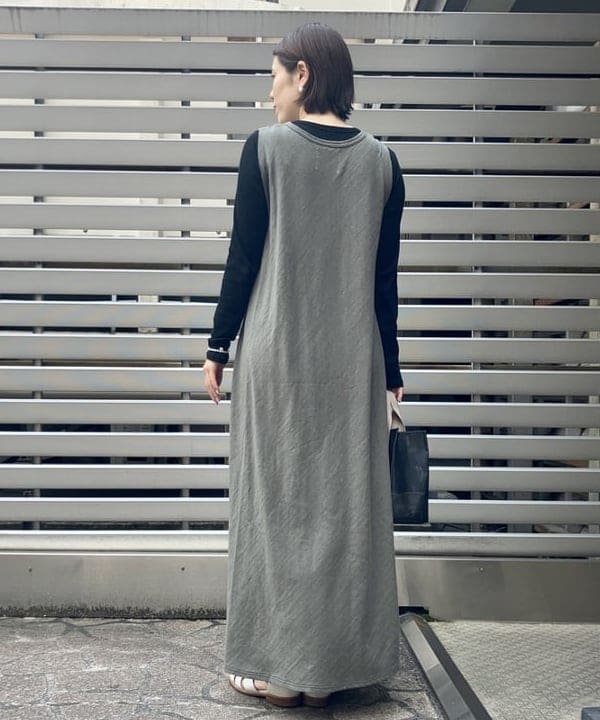 岡 妃呂美さんの「BEAMS WOMEN｜VIOLAd’ORO / ジーノ メッシュ トートバッグ M」を使ったコーディネート