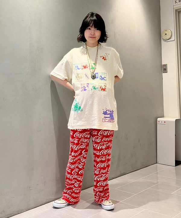 小原 もこさんの「BEAMS WOMEN｜STAR OF HOLLYWOOD / Rock 'n' Roll Guitar Short Sleeve Shirt」を使ったコーディネート