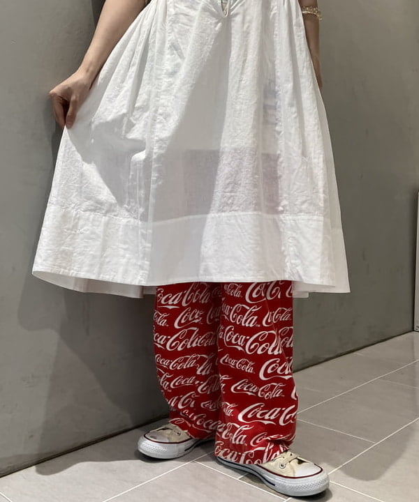 小原 もこさんの「BEAMS WOMEN｜STAR OF HOLLYWOOD / Rock 'n' Roll Guitar Short Sleeve Shirt」を使ったコーディネート