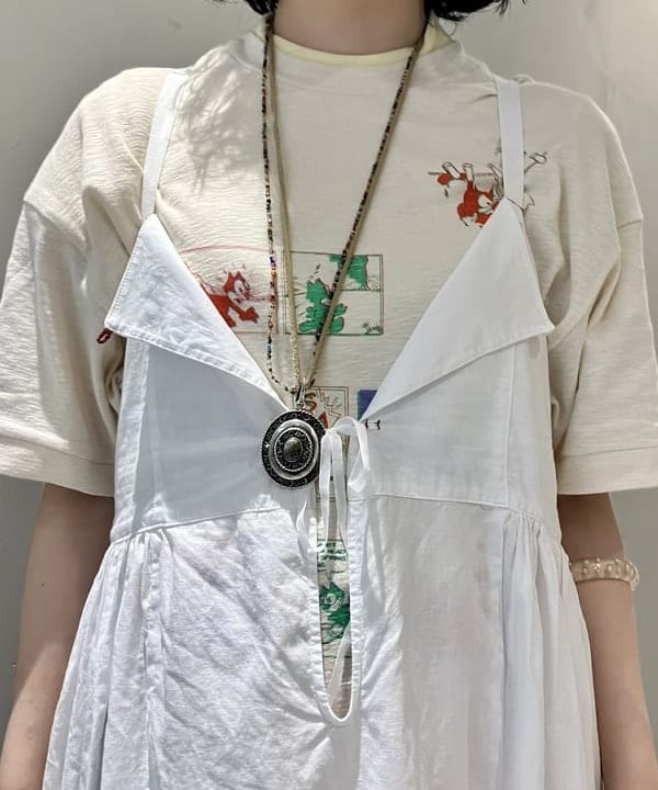 小原 もこさんの「BEAMS WOMEN｜STAR OF HOLLYWOOD / Rock 'n' Roll Guitar Short Sleeve Shirt」を使ったコーディネート