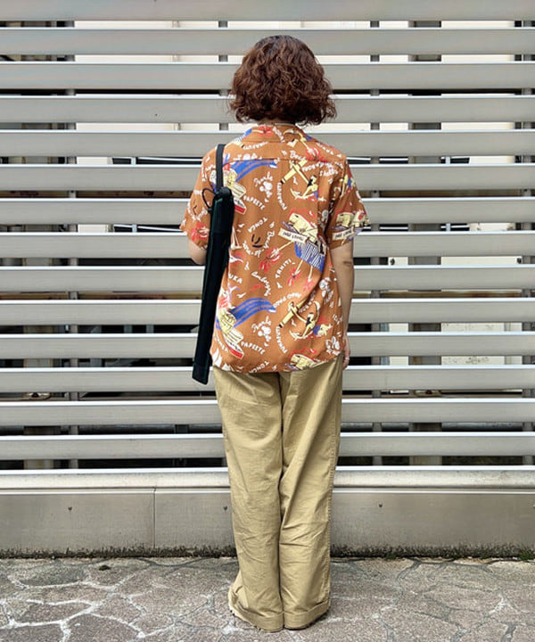 まつむさんの「BEAMS WOMEN｜BEAMS BOY / 樹脂 パール ロング ネックレス」を使ったコーディネート