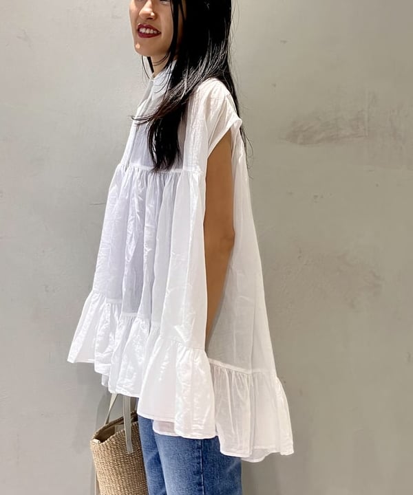 五十峯 さよさんの「BEAMS WOMEN｜VIOLAd’ORO / MIRO アバカメッシュ ポシェット」を使ったコーディネート