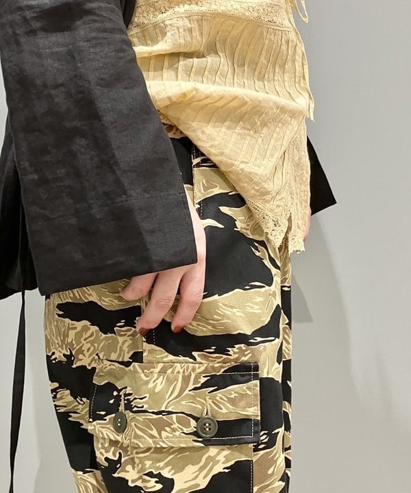 乙藤 侑里さんの「BEAMS WOMEN｜BEAMS BOY / ヴィンテージ レース ピンタック」を使ったコーディネート