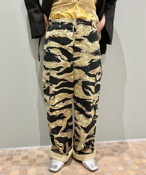 乙藤 侑里さんの「BEAMS WOMEN｜BEAMS BOY / ヴィンテージ レース ピンタック」を使ったコーディネート