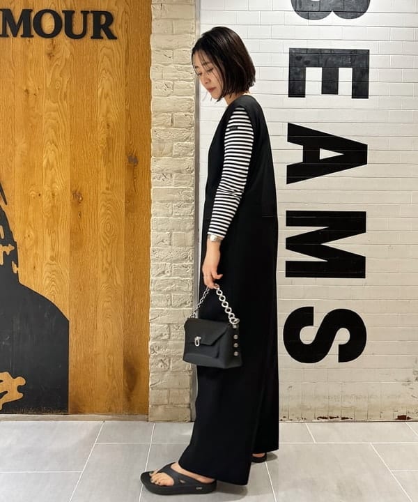 川口 恵さんの「BEAMS WOMEN｜Le minor / マドモアゼル バックUネック カットソー」を使ったコーディネート