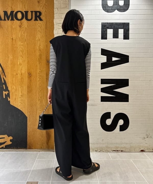 川口 恵さんの「BEAMS WOMEN｜Le minor / マドモアゼル バックUネック カットソー」を使ったコーディネート