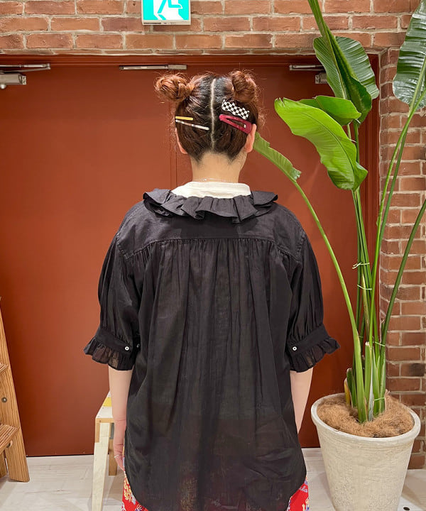 エノモト アミさんの「BEAMS WOMEN｜Chaco × BEAMS BOY / 別注 Z CLOUD 24SS」を使ったコーディネート