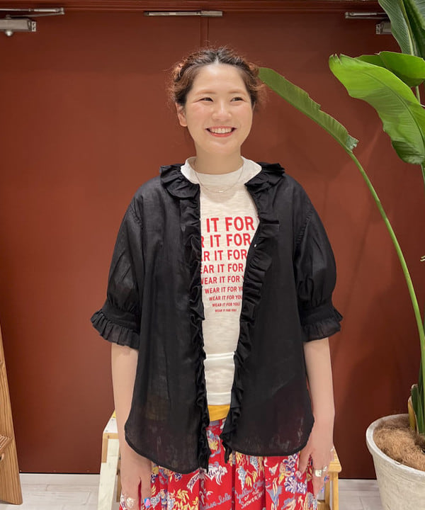 エノモト アミさんの「BEAMS WOMEN｜Chaco × BEAMS BOY / 別注 Z CLOUD 24SS」を使ったコーディネート