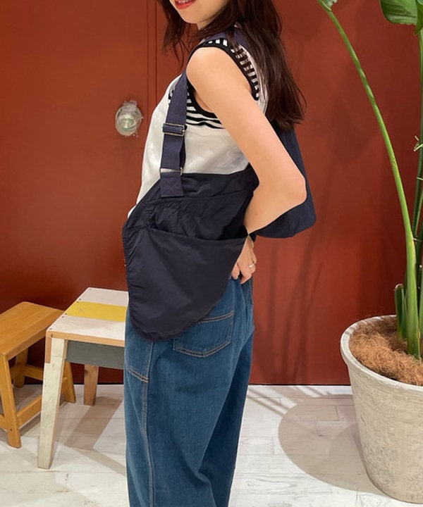 サカサイスズカさんの「BEAMS WOMEN｜BEAMS / ルーズ タンクトップ」を使ったコーディネート