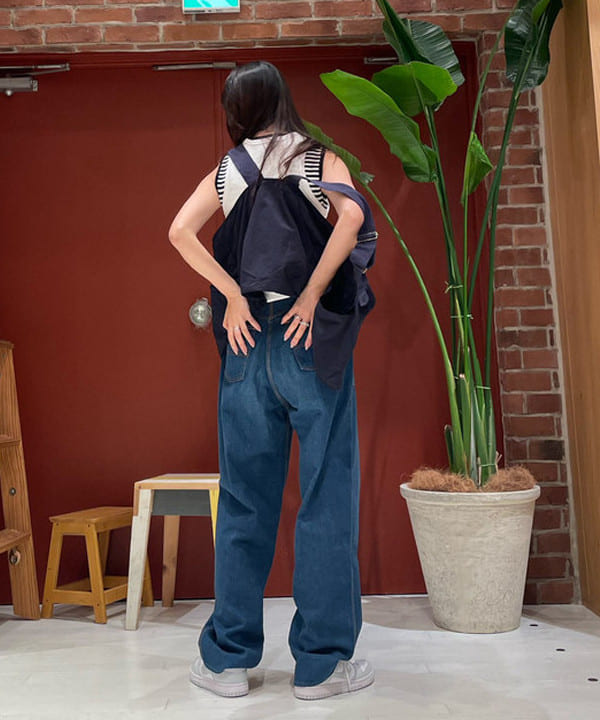 サカサイスズカさんの「BEAMS WOMEN｜BEAMS / ルーズ タンクトップ」を使ったコーディネート