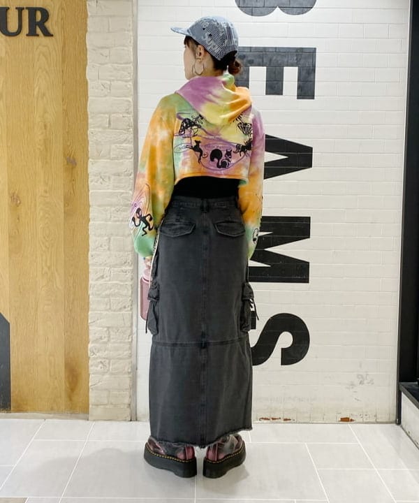 りかちょび/岸本梨佳さんの「BEAMS WOMEN｜nalgene × bPr BEAMS / 別注 Tritan 広口1.0L ボトル 2024」を使ったコーディネート