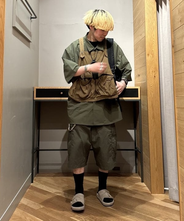 三宅 康平さんの「BEAMS WOMEN｜SLOW_NY_RUCK」を使ったコーディネート