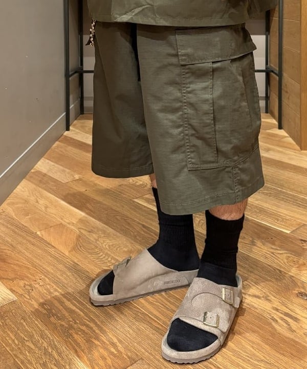 三宅 康平さんの「BEAMS WOMEN｜SLOW_NY_RUCK」を使ったコーディネート