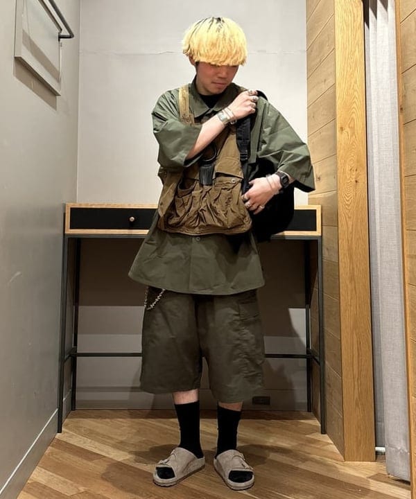 三宅 康平さんの「BEAMS WOMEN｜SLOW_NY_RUCK」を使ったコーディネート