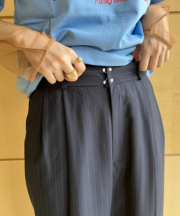 Hazukiさんの「BEAMS WOMEN｜BRIEFING &times; BEAMS PLUS / 別注 FLEET MESSENGER BAG」を使ったコーディネート