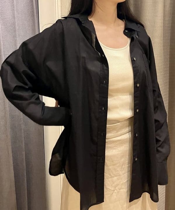 りえさんの「BEAMS WOMEN｜Demi-Luxe BEAMS /  KHADI オーバーシャツ」を使ったコーディネート