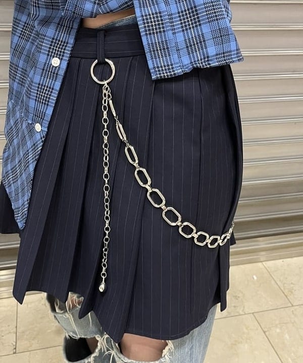 前田 優衣さんの「BEAMS WOMEN｜BEAMS / 切替え バイアス チェック シャツ」を使ったコーディネート