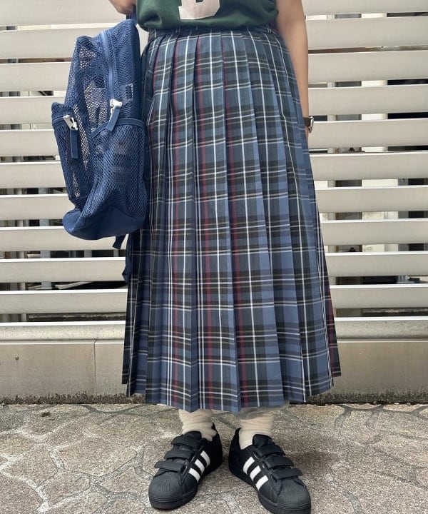 チナツさんの「BEAMS WOMEN｜FRUIT OF THE LOOM &times; BEAMS BOY / 2PACK TEE」を使ったコーディネート