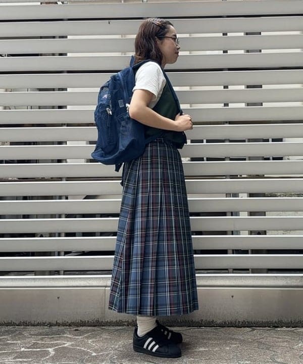 チナツさんの「BEAMS WOMEN｜FRUIT OF THE LOOM &times; BEAMS BOY / 2PACK TEE」を使ったコーディネート