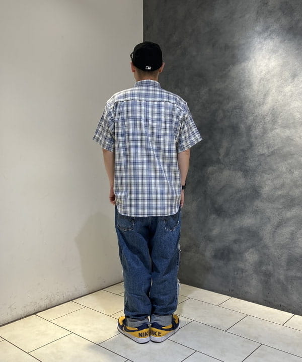 穴井 唯志さんの「BEAMS WOMEN｜BEAMS / 切替え バイアス チェック シャツ」を使ったコーディネート
