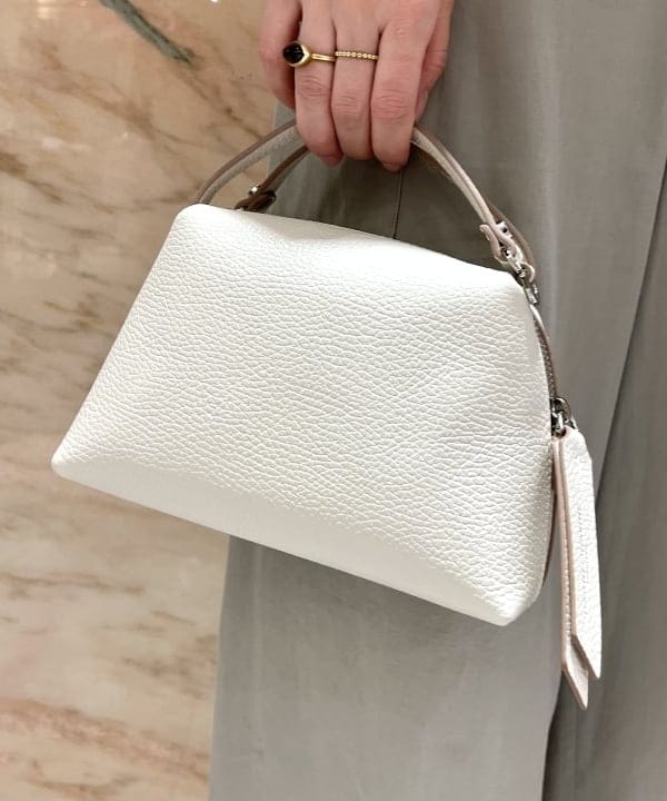 shirakiさんの「BEAMS WOMEN｜Demi-Luxe BEAMS / 開襟 デザインシャツ」を使ったコーディネート