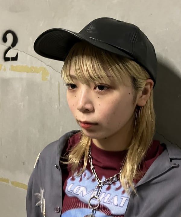 シマダリツコさんの「BEAMS WOMEN｜Ray BEAMS / ダメージ デニム パンツ」を使ったコーディネート