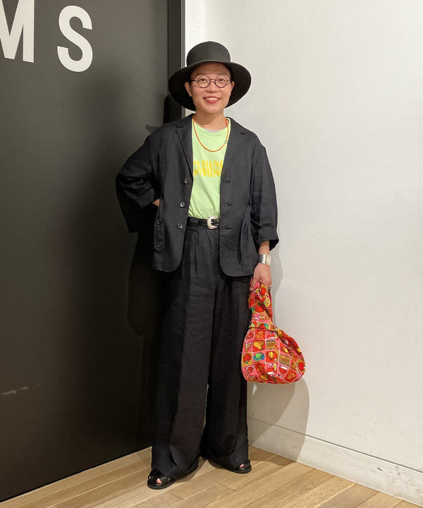土田 達也さんの「BEAMS WOMEN｜HEY！Mrs ROSE / Metallic Bushy バッグ」を使ったコーディネート