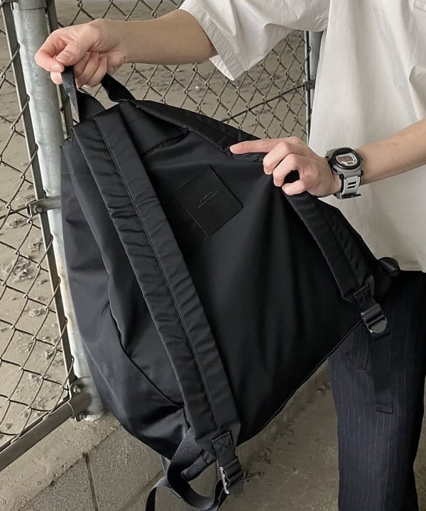 ホサカさんの「BEAMS WOMEN｜SLOW_NY_RUCK」を使ったコーディネート
