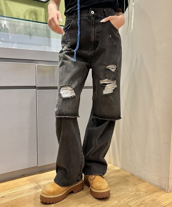 シミズ ネネさんの「BEAMS WOMEN｜FACETASM × Ray BEAMS / 別注 Ribbon Tシャツ」を使ったコーディネート