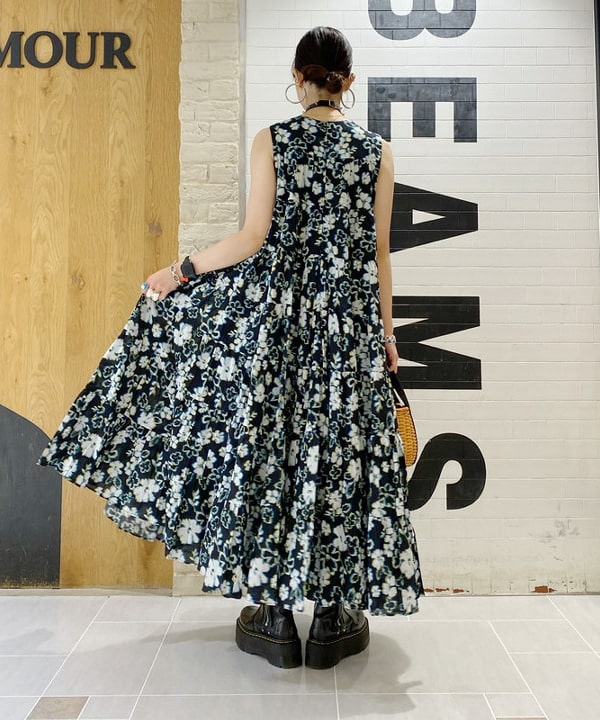 りかちょび/岸本梨佳さんの「BEAMS WOMEN｜VIOLAd’ORO / MIRO スプリットラタン バスケット トートバッグ」を使ったコーディネート