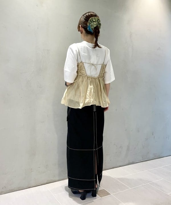 カタヤマ アヤさんの「BEAMS WOMEN｜Ray BEAMS / ペーパー クリップ チェーン ネックレス」を使ったコーディネート