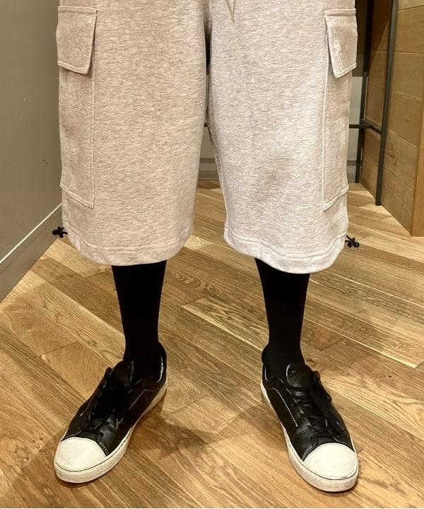 くりちゃんさんの「BEAMS WOMEN｜スウェット カーゴ ショートパンツ」を使ったコーディネート