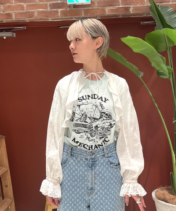 中江梨々香さんの「BEAMS WOMEN｜」を使ったコーディネート
