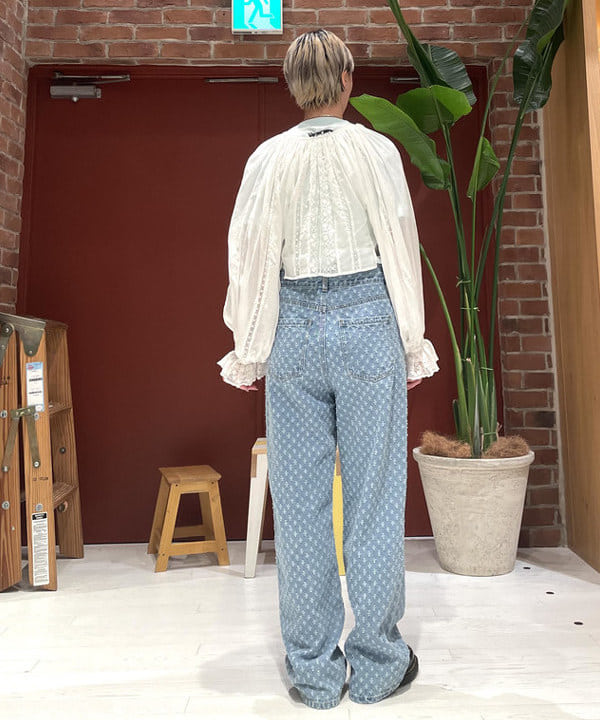 中江梨々香さんの「BEAMS WOMEN｜」を使ったコーディネート