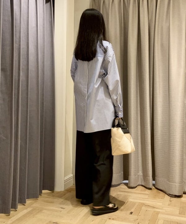りえさんの「BEAMS WOMEN｜Demi-Luxe BEAMS / ピンタック ジャージー パンツ」を使ったコーディネート
