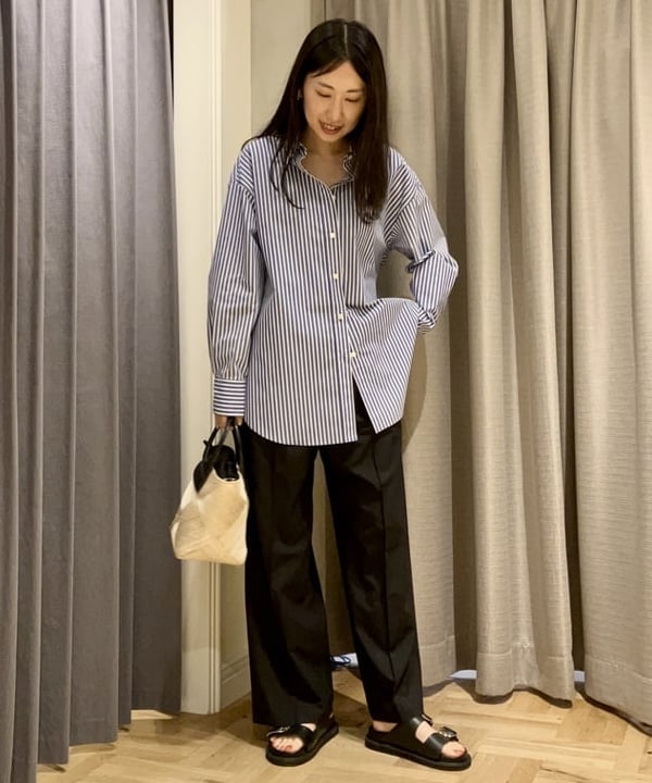りえさんの「BEAMS WOMEN｜Demi-Luxe BEAMS / ピンタック ジャージー パンツ」を使ったコーディネート