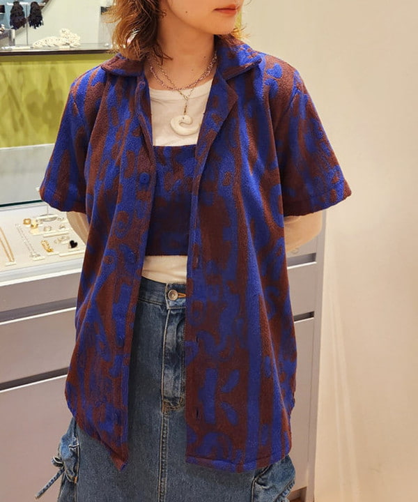 saori KATOさんの「BEAMS WOMEN｜Ray BEAMS / ビーズ ミックス ストーン ネックレス」を使ったコーディネート