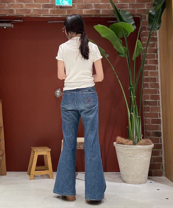サカサイスズカさんの「BEAMS WOMEN｜ボーイ ベーシック Tシャツ」を使ったコーディネート