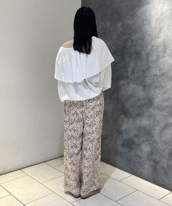 OSUMIさんの「BEAMS WOMEN｜GIANNI CHIARINI / CAMILLA メタリック レザートートバッグ」を使ったコーディネート