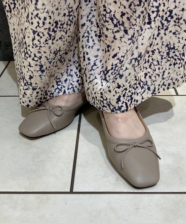 OSUMIさんの「BEAMS WOMEN｜GIANNI CHIARINI / CAMILLA メタリック レザートートバッグ」を使ったコーディネート