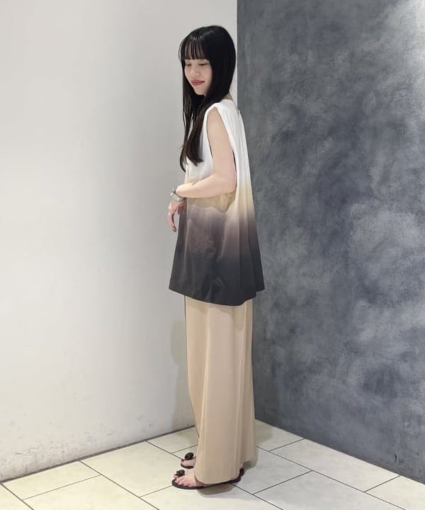 高木 菜央さんの「BEAMS WOMEN｜LAOCOONTE / VALEN サンダル」を使ったコーディネート
