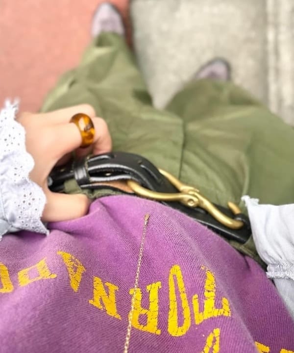 SHINAGAWAさんの「BEAMS WOMEN｜【別注】BUZZ RICKSON'S / ポプリン アーミーパンツ」を使ったコーディネート