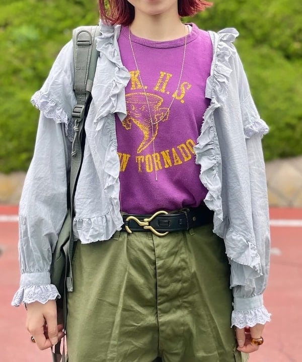 SHINAGAWAさんの「BEAMS WOMEN｜【別注】BUZZ RICKSON'S / ポプリン アーミーパンツ」を使ったコーディネート