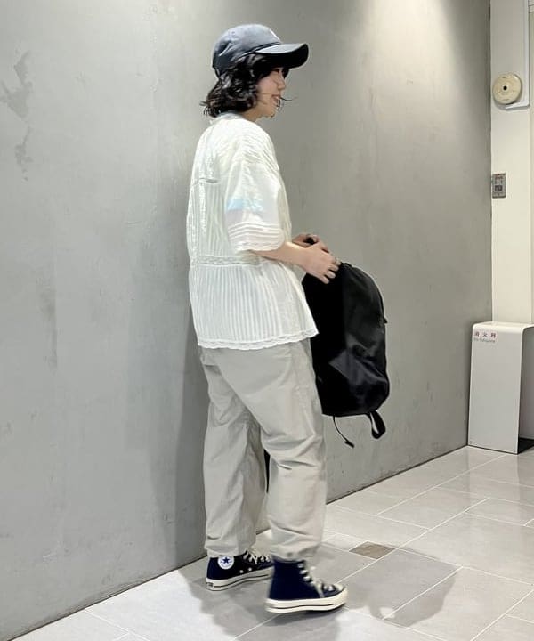 小原 もこさんの「BEAMS WOMEN｜【別注】GREGORY / NICE DAY NEW」を使ったコーディネート